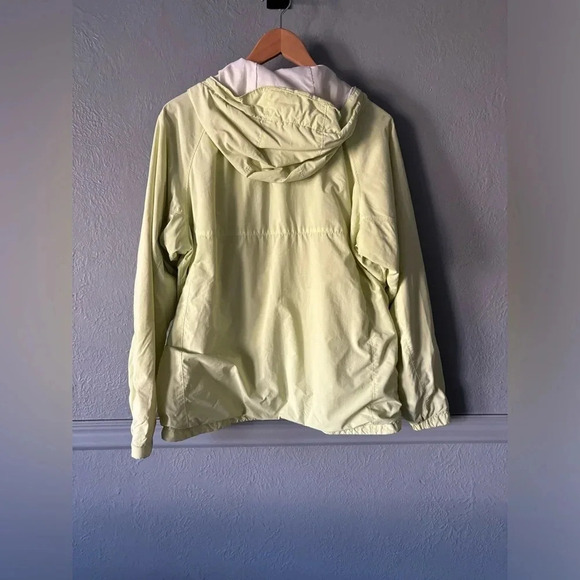 Columbia | packable | lightweight | softshell | mesh lined | hooded | large - Picture 5 of 13